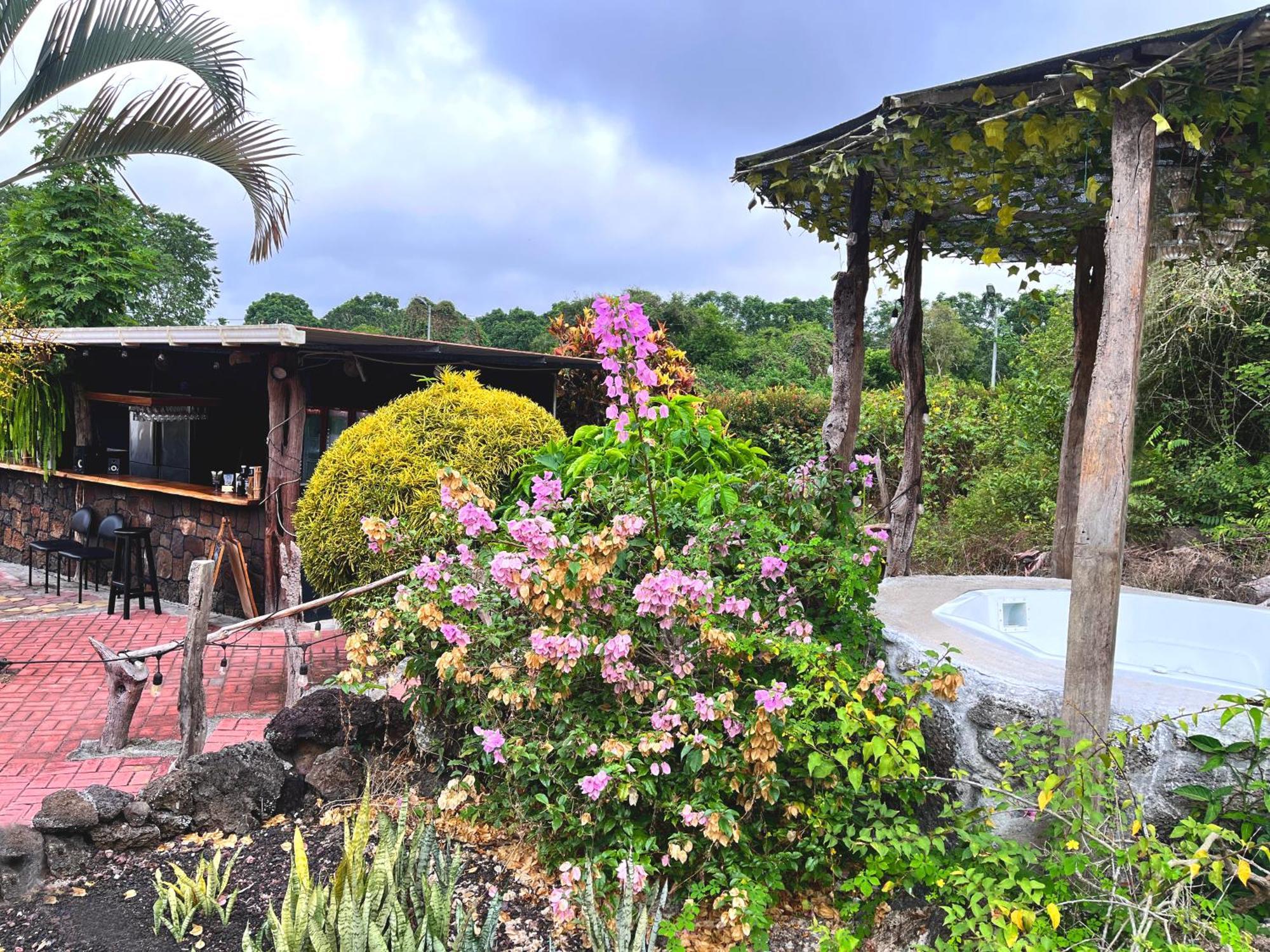 Hotel Tortuga Bay - Galapagos Пуерто-Айора Екстер'єр фото